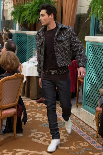 Look 33